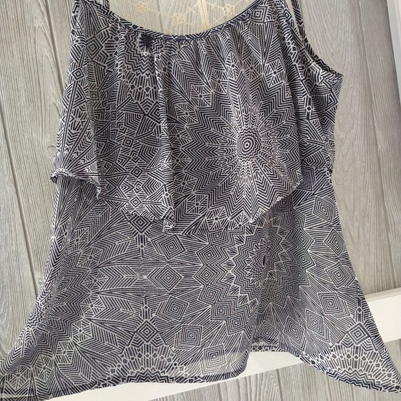 Dressy Tank, Flowy tank, Summer tank top - Picture 3 of 5